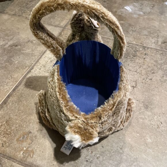 Dan Dee Collection Peter Rabbit Plush Easter Basket Decoration - Picture 6 of 15